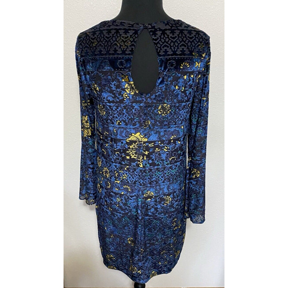 NWT Eci NY Shift Dress Medium Navy & Gold Velvet Flutter Bell Sleeves Boho Dress - Picture 2 of 16